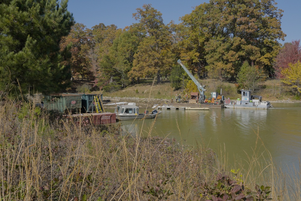 A lake’s recovery starts with clearing the way — Virginia · October 2024